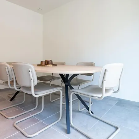 Apartment Situated Brand New For 5 Ostende