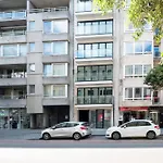 Situated Brand New For 5 Apartmán *
