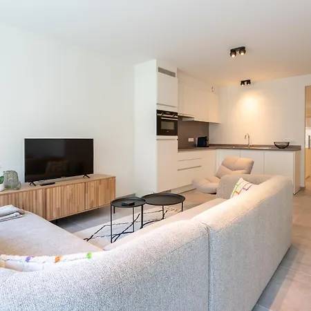 Situated Brand New For 5 *